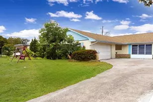 2615 Cecile St, Kissimmee, FL 34741 - Photo 3