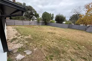 113 E Pearl St, Minneola, FL 34715 - Photo 29