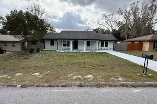 113 E Pearl St, Minneola, FL 34715 - Photo 1