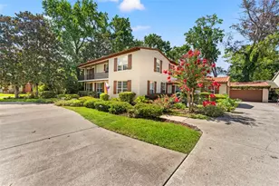 1221 Oriental Gardens Rd, Jacksonville, FL 32207 - Photo 3