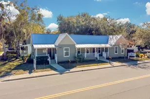 702 Mabbette St, Kissimmee, FL 34741 - Photo 1