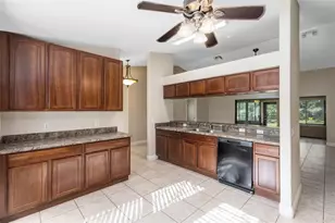 4924 Raylene Way, Saint Cloud, FL 34771 - Photo 9