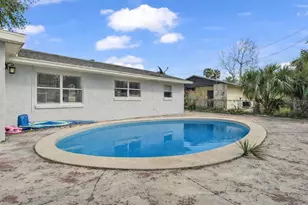 628 Cedar Park Dr, Daytona Beach, FL 32114 - Photo 9