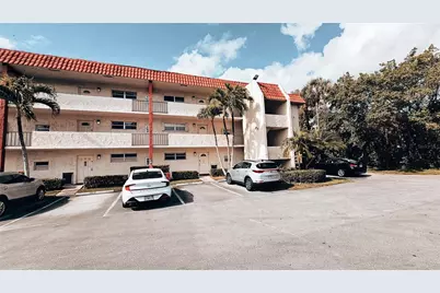 8901 S Hollybrook Blvd #304, Pembroke Pines, FL 33025 - Photo 17