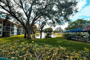 8901 S Hollybrook Blvd, Pembroke Pines, FL 33025 - Photo 17