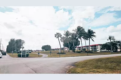 8901 S Hollybrook Blvd #304, Pembroke Pines, FL 33025 - Photo 35