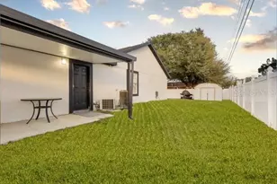 41 S Palm Ave, Kissimmee, FL 34741 - Photo 19