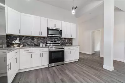 703 E Lake Avenue, Tampa, FL 33603 - Photo 9