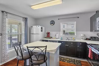 2867 Club Cortile Circle, Kissimmee, FL 34746 - Photo 5