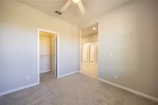 2732 Matera Dr, Saint Cloud, FL 34771 - Photo 19
