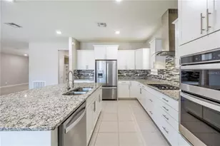 2732 Matera Dr, Saint Cloud, FL 34771 - Photo 5