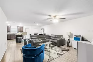5327 New Friendship Pl, Tampa, FL 33619 - Photo 5