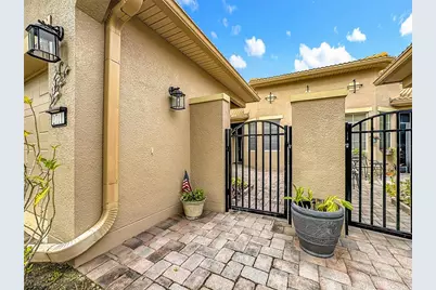 2711 Palm Tree Drive, Kissimmee, FL 34759 - Photo 11