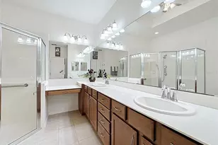 2711 Palm Tree Dr, Kissimmee, FL 34759 - Photo 33