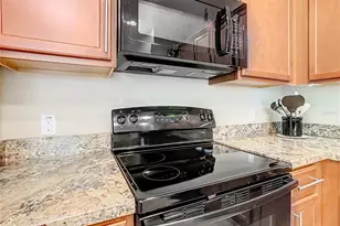 572 Presido Park Pl, Kissimmee, FL 34759 - Photo 15