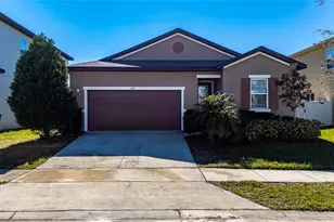 689 Meadow Pointe Dr, Haines City, FL 33844 - Photo 1