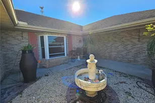 2088 S Parkton Dr, Deltona, FL 32725 - Photo 5