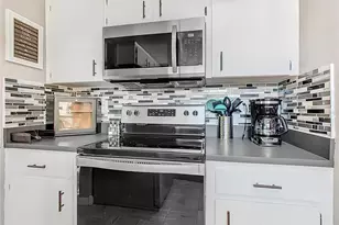 8651 Wee Farms Ln, Polk City, FL 33868 - Photo 23