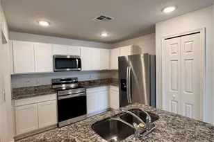 351 Towns Cir, Haines City, FL 33844 - Photo 9