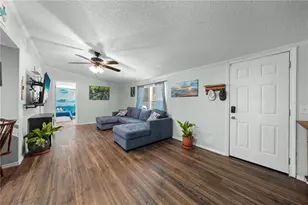 200 Raintree Ct, Saint Cloud, FL 34771 - Photo 9