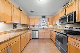 6130 Lake Lizzie Dr, Saint Cloud, FL 34771 - Photo 27