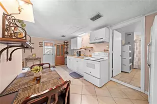 6130 Lake Lizzie Dr, Saint Cloud, FL 34771 - Photo 49