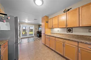 6130 Lake Lizzie Dr, Saint Cloud, FL 34771 - Photo 29