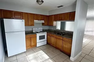 1348 Fairway Dr, Lakeland, FL 33801 - Photo 3