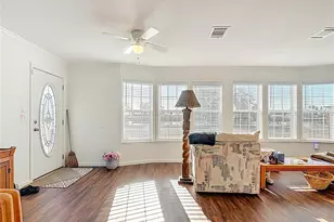 1824 Riverside Dr, Moore Haven, FL 33471 - Photo 5