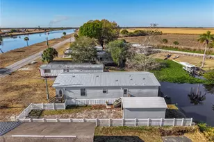 1824 Riverside Dr, Moore Haven, FL 33471 - Photo 55