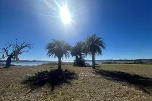 9279 Silver Lake Dr, Leesburg, FL 34788 - Photo 15