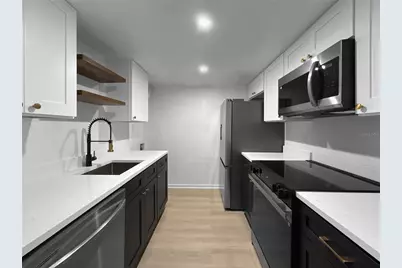 805 Sky Lake Circle #A, Orlando, FL 32809 - Photo 3