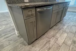 1090 E Pierce Ave, Orlando, FL 32809 - Photo 1