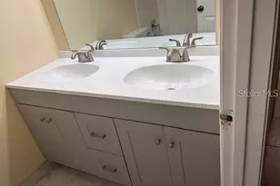 40 E Country Cove Way, Kissimmee, FL 34743 - Photo 19