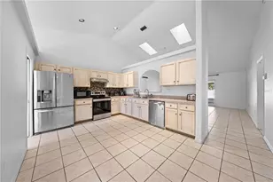 2708 Kayak Ct, Saint Cloud, FL 34772 - Photo 35