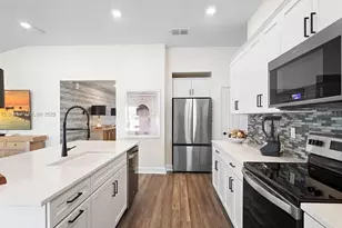 9100 Oscraft Dr, Davenport, FL 33896 - Photo 7