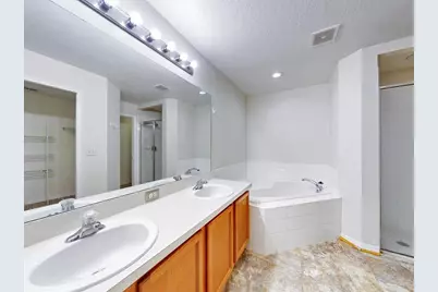 654 S Delmonte Court, Kissimmee, FL 34758 - Photo 17