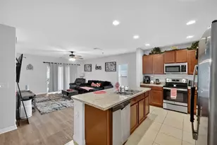 983 Benjamin Trail, Davenport, FL 33837 - Photo 11