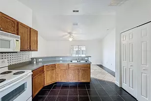 659 Caribou Ct, Kissimmee, FL 34759 - Photo 9