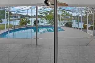 2421 Queenswood Cir, Kissimmee, FL 34743 - Photo 29