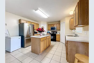 2620 Hunley Loop, Kissimmee, FL 34743 - Photo 5