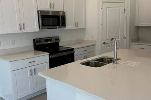 4901 Revolutionary Wy, Saint Cloud, FL 34769 - Photo 3