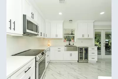 7561 Lake Andrea Circle, Mount Dora, FL 32757 - Photo 19