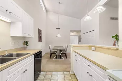 185 Pearl Lake Causeway #214, Altamonte Springs, FL 32714 - Photo 11