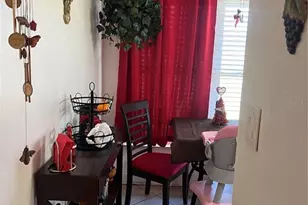 437 Hunter Cir, Kissimmee, FL 34758 - Photo 11