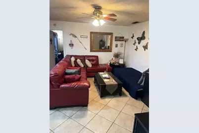 437 Hunter Circle, Kissimmee, FL 34758 - Photo 3