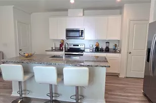 1340 Mirabella Cir, Davenport, FL 33897 - Photo 13