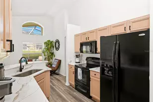 129 Hypolita Ave, Davenport, FL 33897 - Photo 15