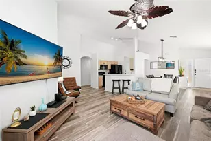 129 Hypolita Ave, Davenport, FL 33897 - Photo 9