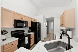 129 Hypolita Ave, Davenport, FL 33897 - Photo 13